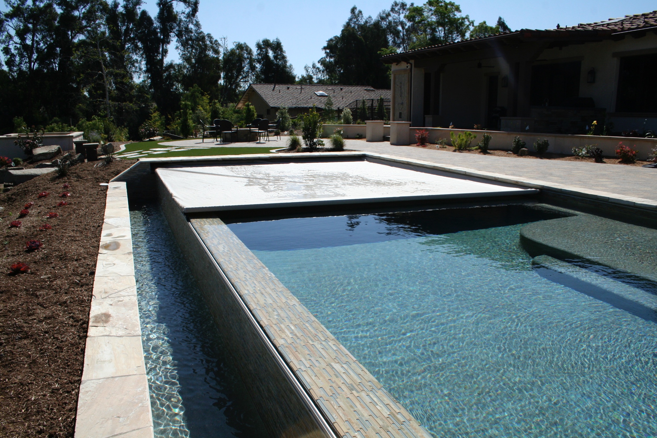 automatic pool covers